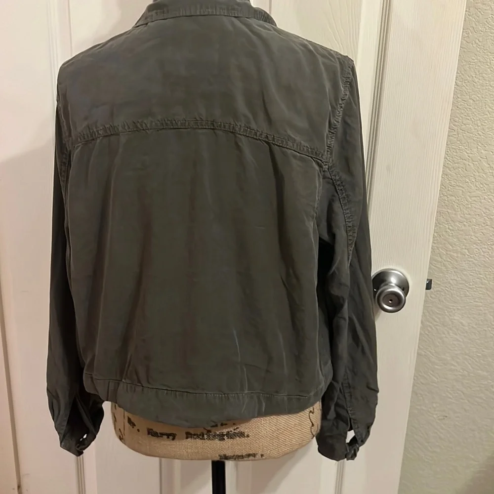 Mossimo jacket - Picture 2 of 7